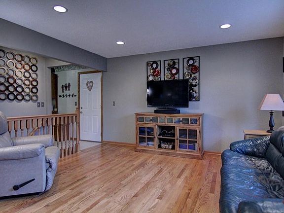 2nd image of 4300 W 102nd St