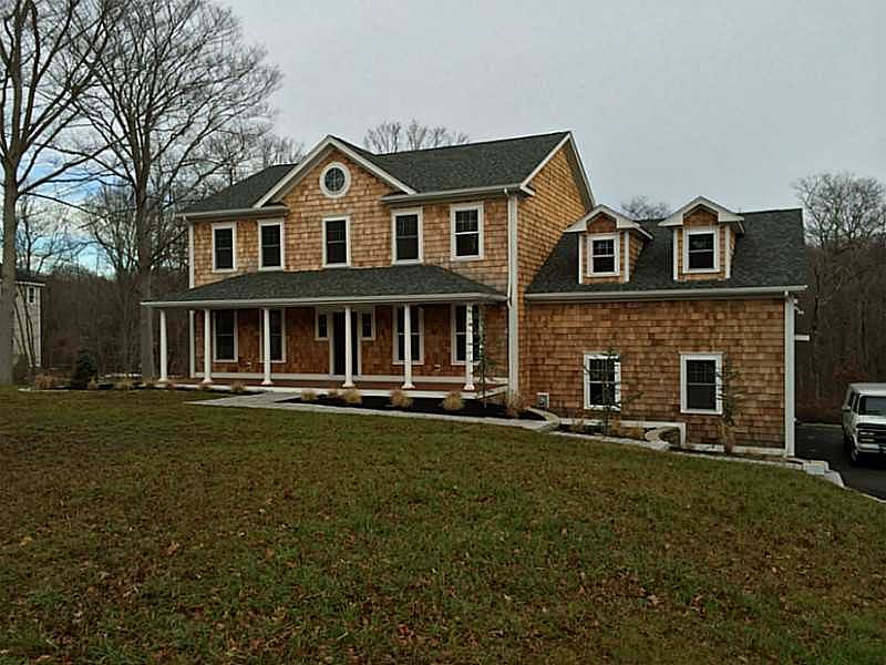 1st image of 12 Mountain Laurel Ln