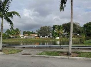 1331 SW 73rd Ave, North Lauderdale, FL 33068