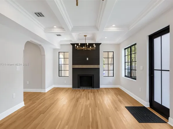 1145 SW 20th Ave, Miami, FL 33135