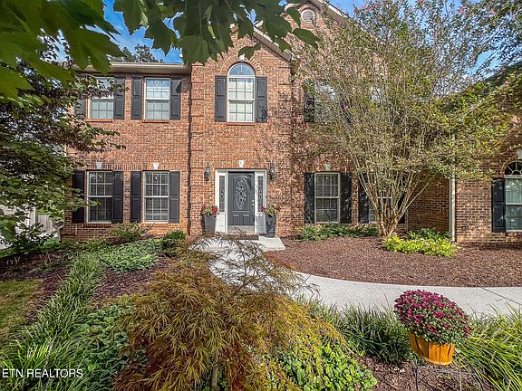 5th image of 436 Rockwell Farm Ln