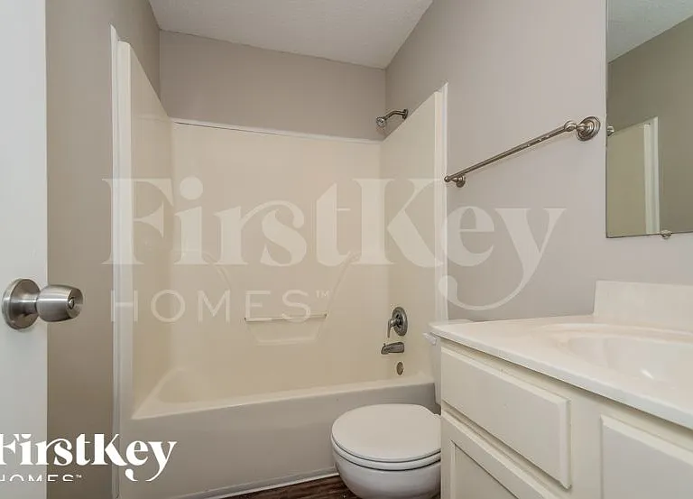 125 Cedar Bend Dr — Photo 16