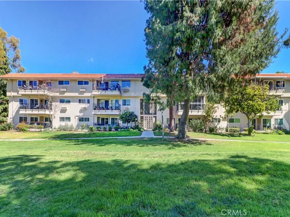 2392 Via Mariposa W Unit 2B, Laguna Woods, CA 92637