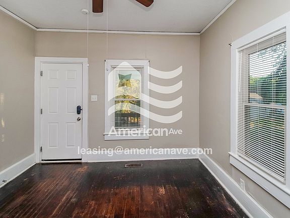 23711_002_living_room_13725882.jpg
