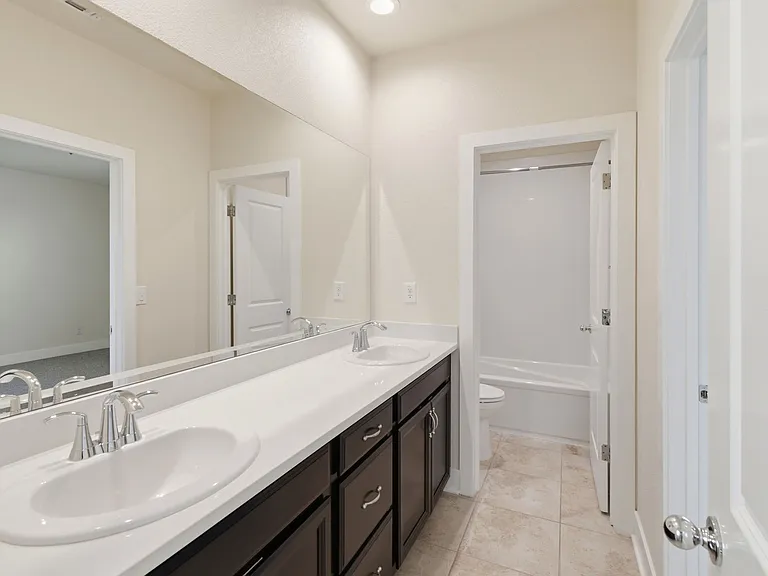 761 Hydrangea Dr — Photo 13