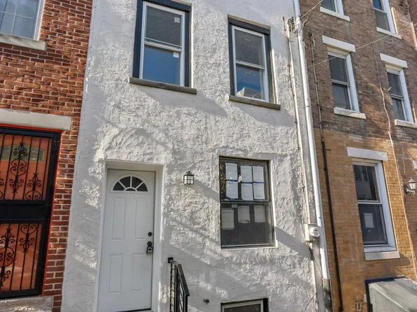 1018 S Randolph St, Philadelphia, PA 19147