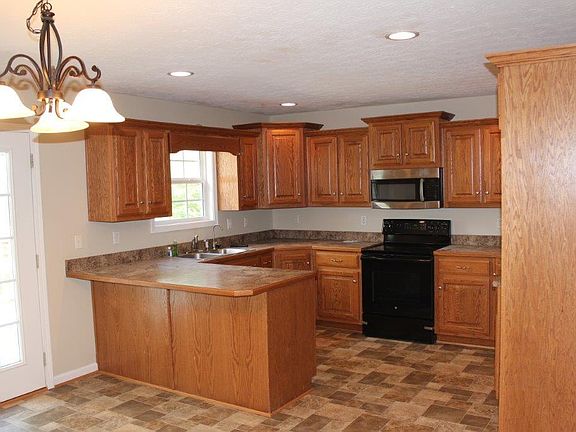 2nd image of 125 Hickory Ridge Ln