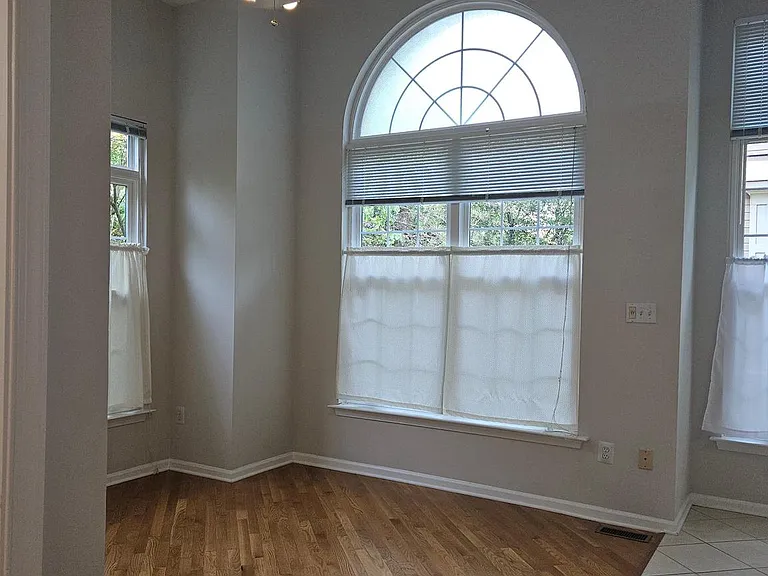 9659 Athens Pl — Photo 41