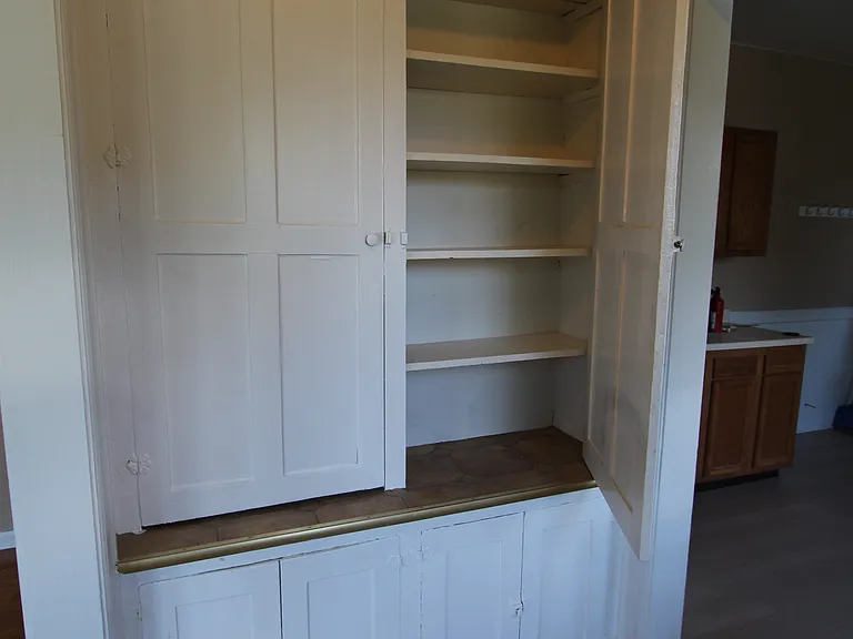 300 1/2 S Lowell Ave — Photo 11