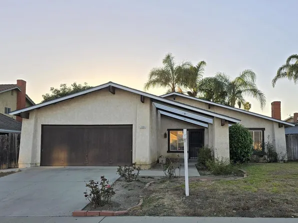 2355 Woodpecker Ave, Ventura, CA 93003