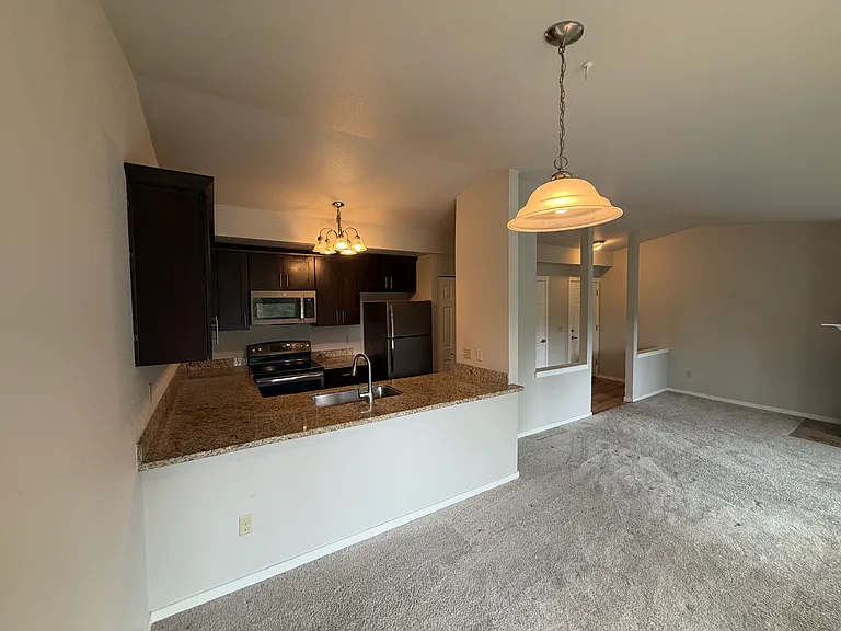 dining room view to entry
