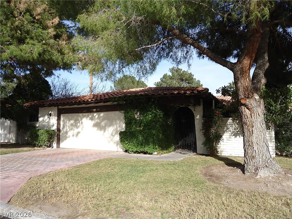 Building Photo - 2313 Calle De Nuevo