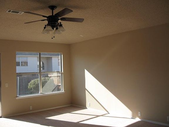 3rd image of 200 Shady Brook Dr