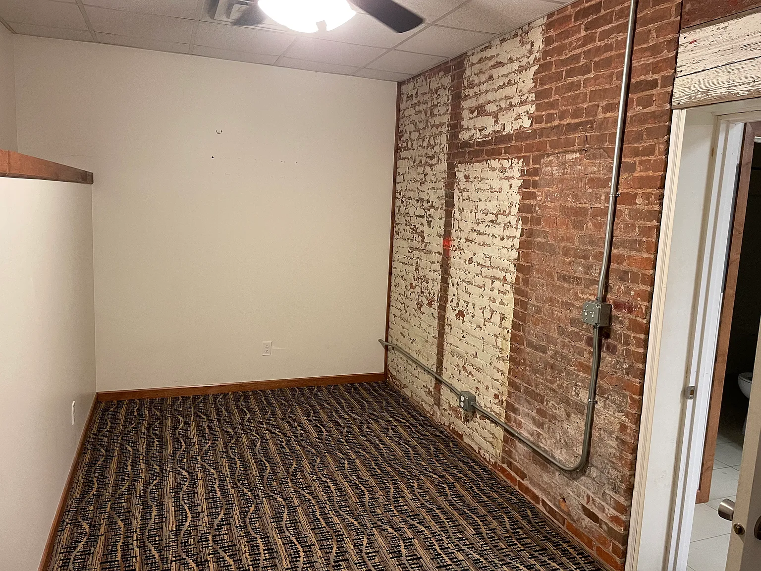 2 bed, 950 sqft, $900 — Photo 4