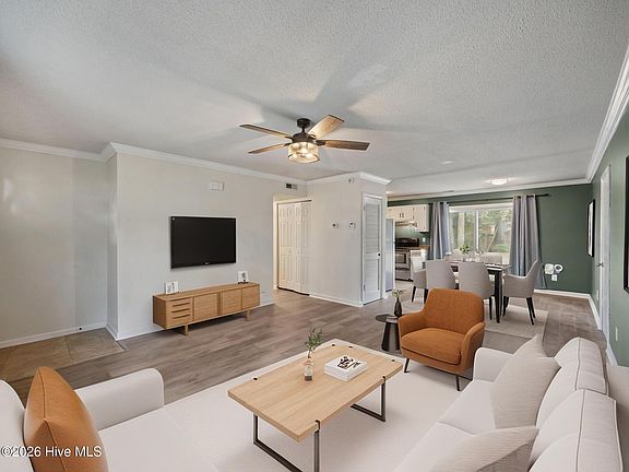 4th image of 625 Shadowridge Road