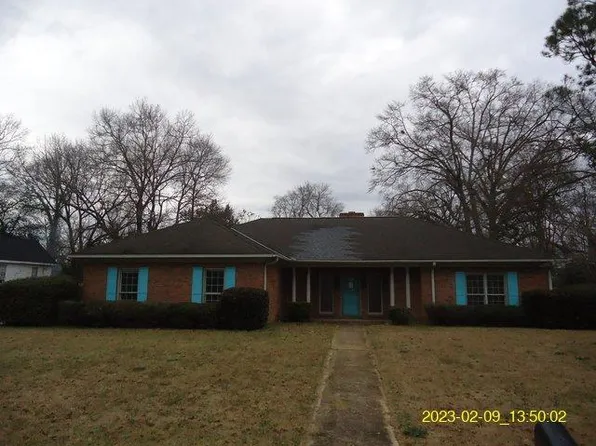 122 W 2nd Ave, Buena Vista, GA 31803