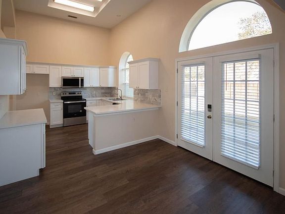 4th image of 17414 Big Oaks Grv