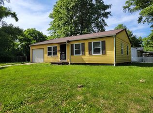 2201 Joyce Ln, Springfield, IL 62703