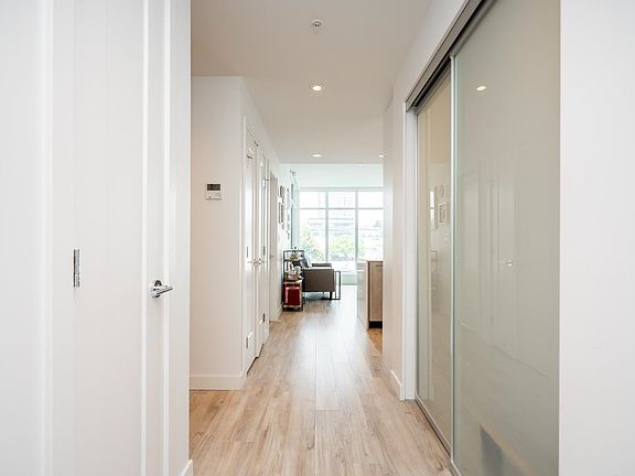 5th image of 2288 Alpha Ave #506