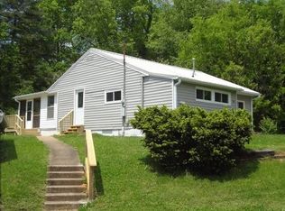 118 Jersey Ln, Oak Ridge, TN 37830