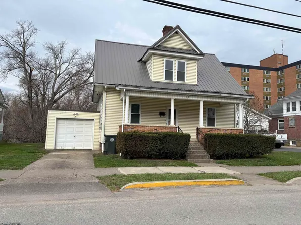 32 N Florida St, Buckhannon, WV 26201