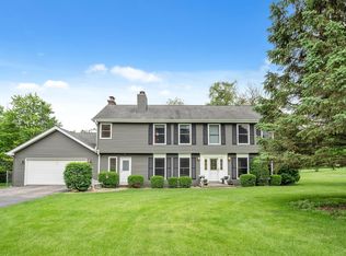 36W261 River Grange Rd, St Charles, IL 60175