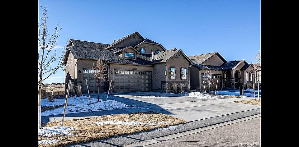 1st image of 9861 Golf Crest Dr
