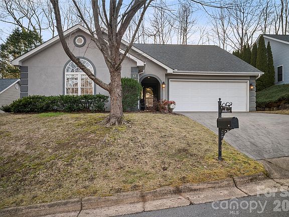 2nd image of 13 Stonebridge Dr