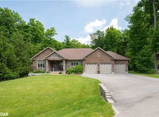 64 Heron Blvd, Springwater, ON L9X0J1