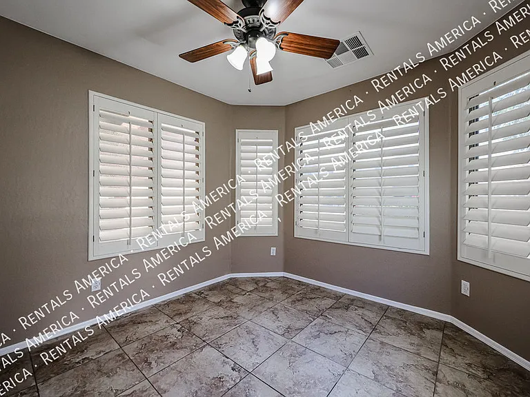 36322 W Alhambra St — Photo 7