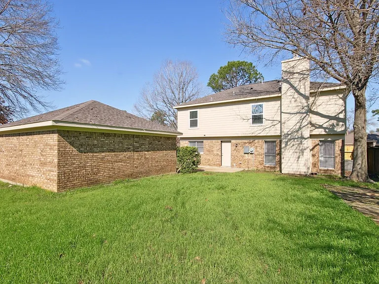 1127 Cascade Creek Dr — Photo 14