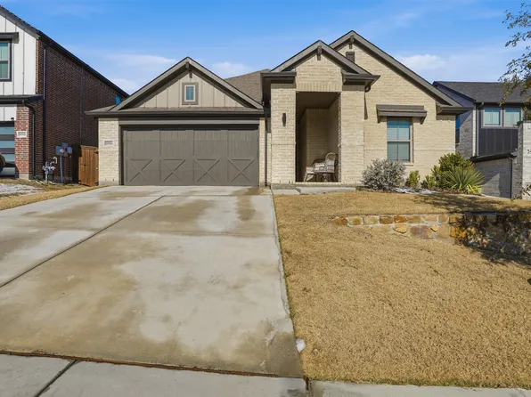 10516 Enchanted Rock Way, Fort Worth, TX 76126