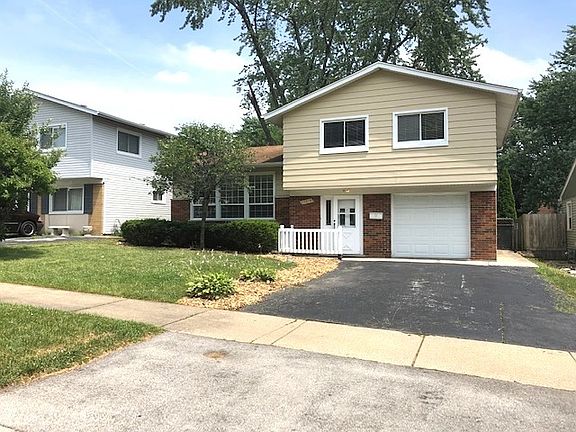2nd image of 17319 Oketo Ave