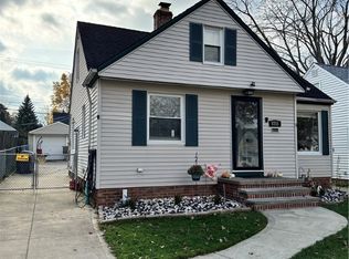 8703 Fernhill Ave, Parma, OH