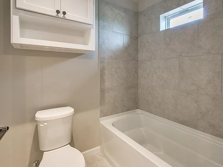 14512 Chambery Ct — Photo 13