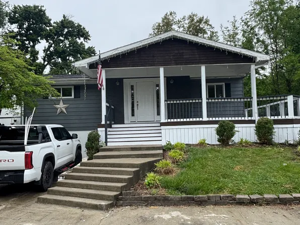 1919 Washington St, Flatwoods, KY 41139