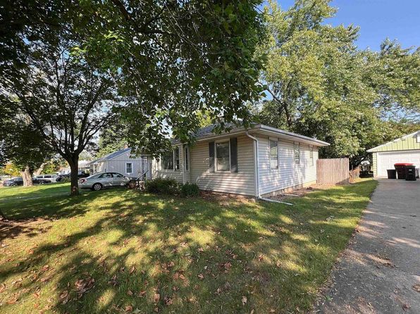 817 W Ridge Rd