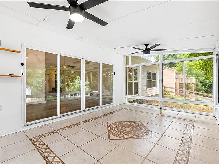 1525 Keystone Dr — Photo 22