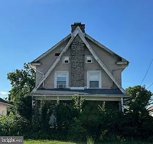142 S Fairview Ave photo 1