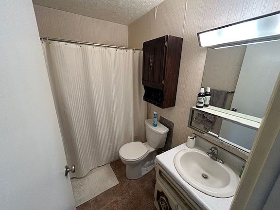 4th image of 1141 Redburn Dr