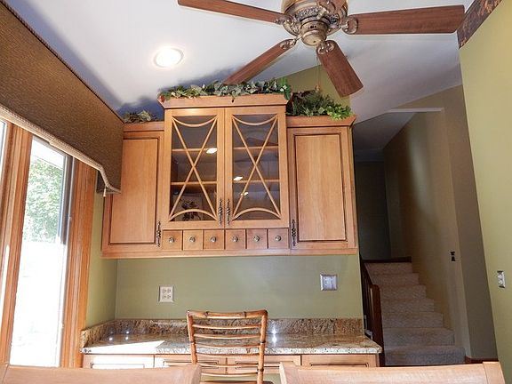 5th image of 2264 Knollwood Dr