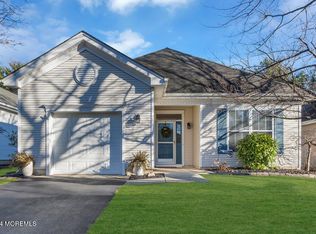 5 Evergreen Springs Dr, Lakewood, NJ