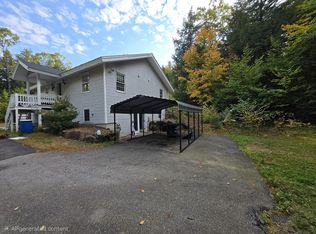 124 Evergreen Dr UNIT B, New Hampton, NH 03256