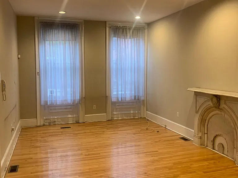 2308 Lombard Street — Photo 1