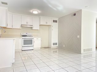 90 Sequoia Tree Ln, Irvine, CA 92612