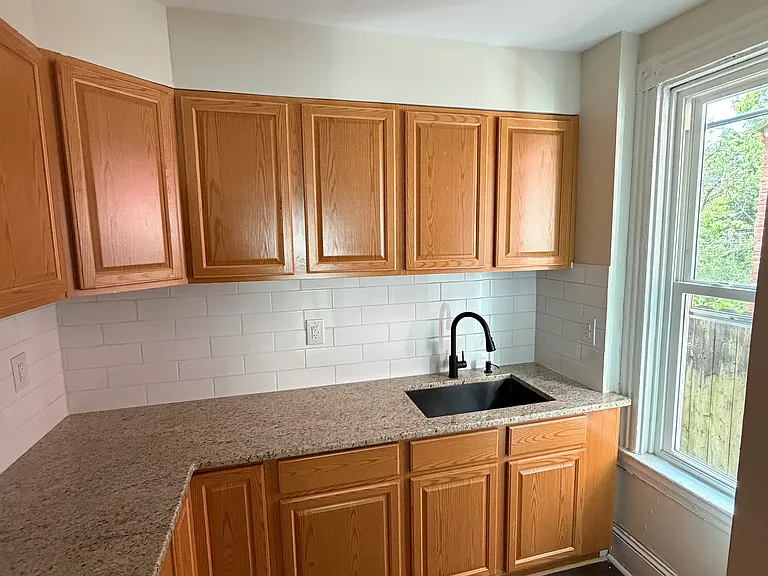 416 Beaver St — Photo 11