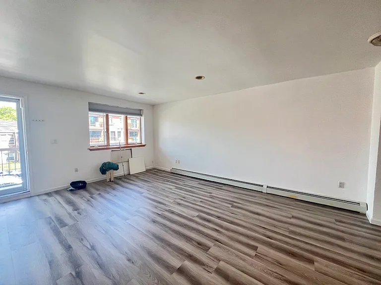 215 Bay 7 St #2 — Photo 2