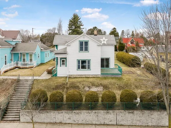 711 Milwaukee St, Kewaunee, WI 54216