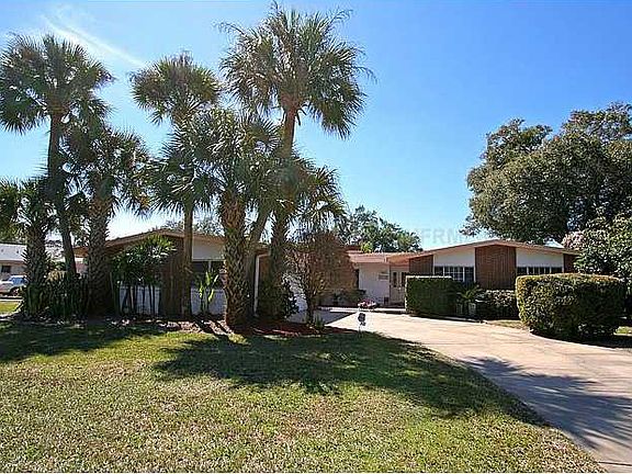 3rd image of 3914 De Kalb Dr