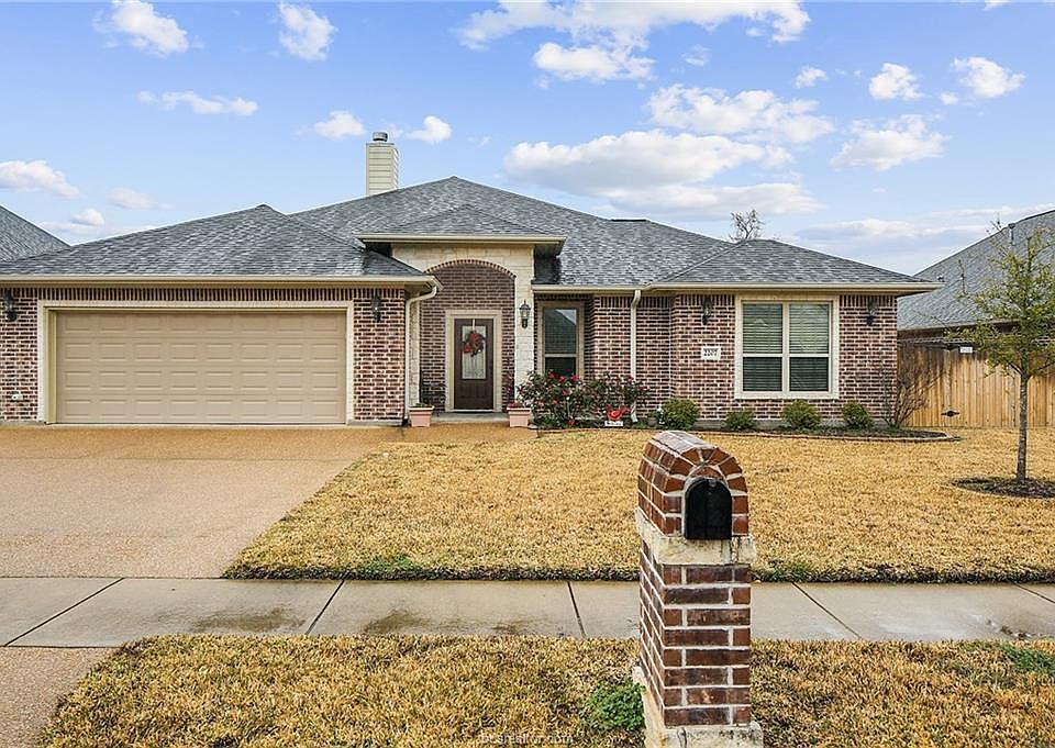 1st image of 2207 Ironwood Dr